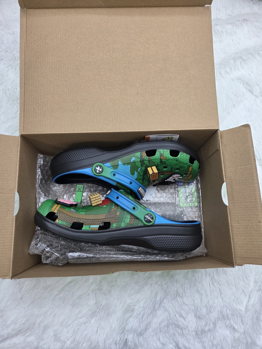 Crocs Minecraft Classic Clog Men’s 12 NWT - Picture 7 of 7